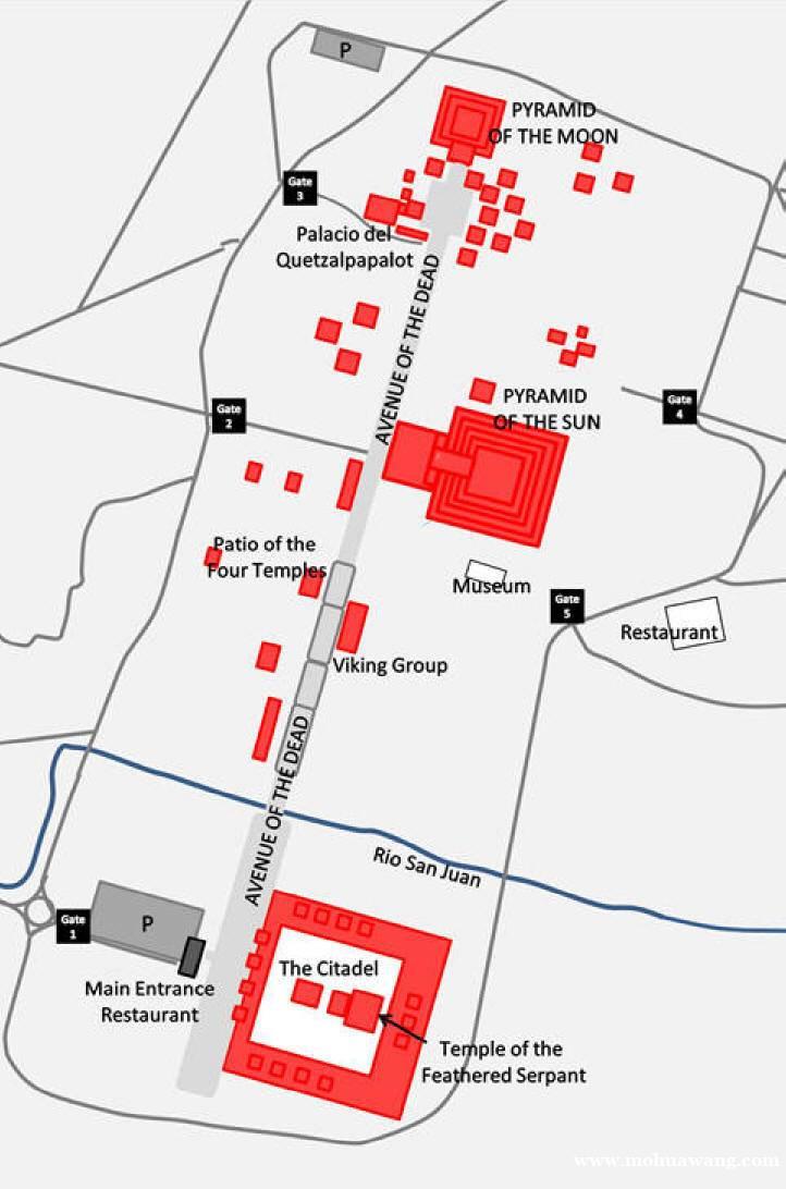 特奥蒂瓦坎 Teotihuacan 停车场 特奥蒂瓦坎 Teotihuacan 停车场
